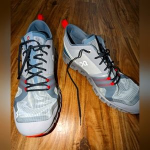 On Cloud Men's Shoes